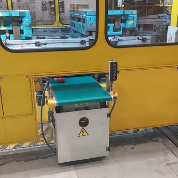 PVC Belt Fagor Press Mold Burr Conveyor